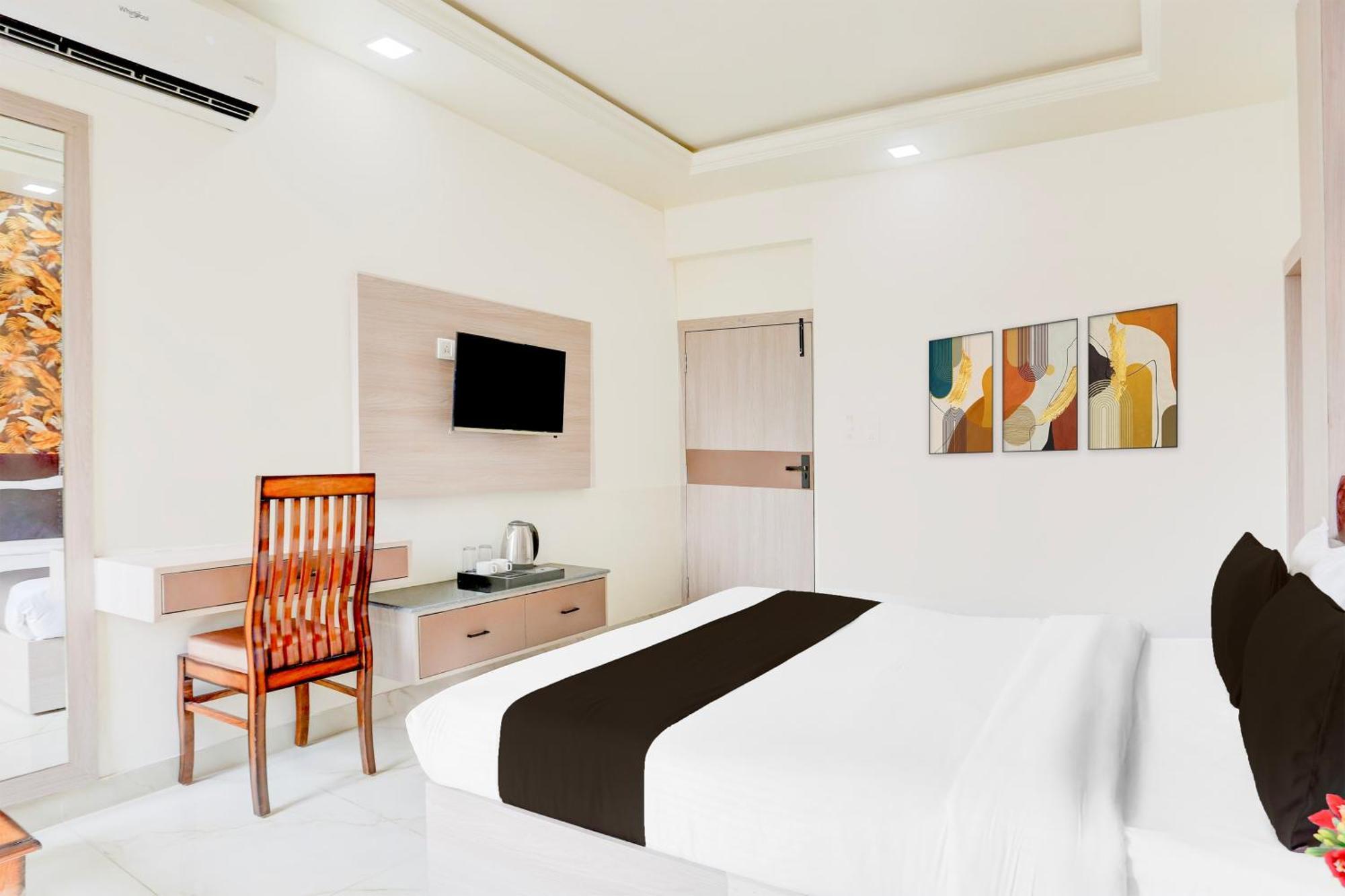 Collection O The Vidya Grand Hotel Rudrapur Exterior photo